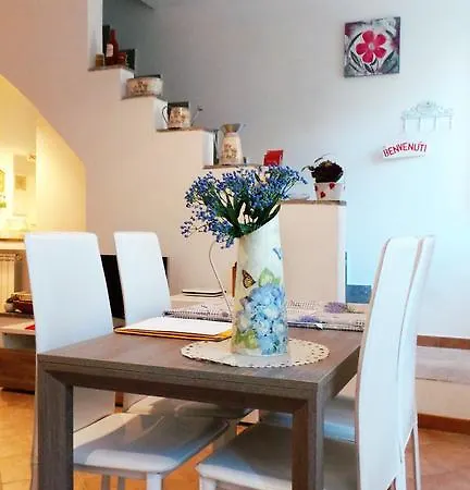 Il Salotto Di Via Giulia *