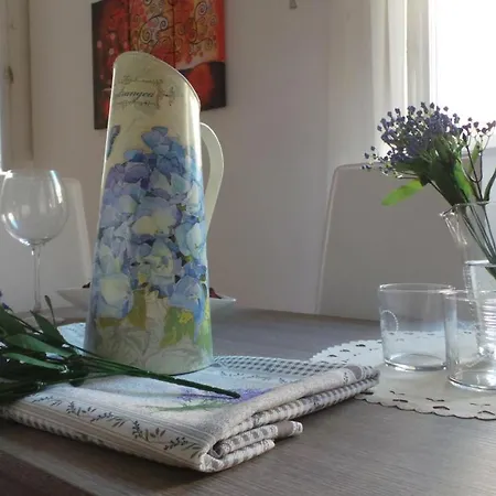Apartment Il Salotto Di Via Giulia Rome